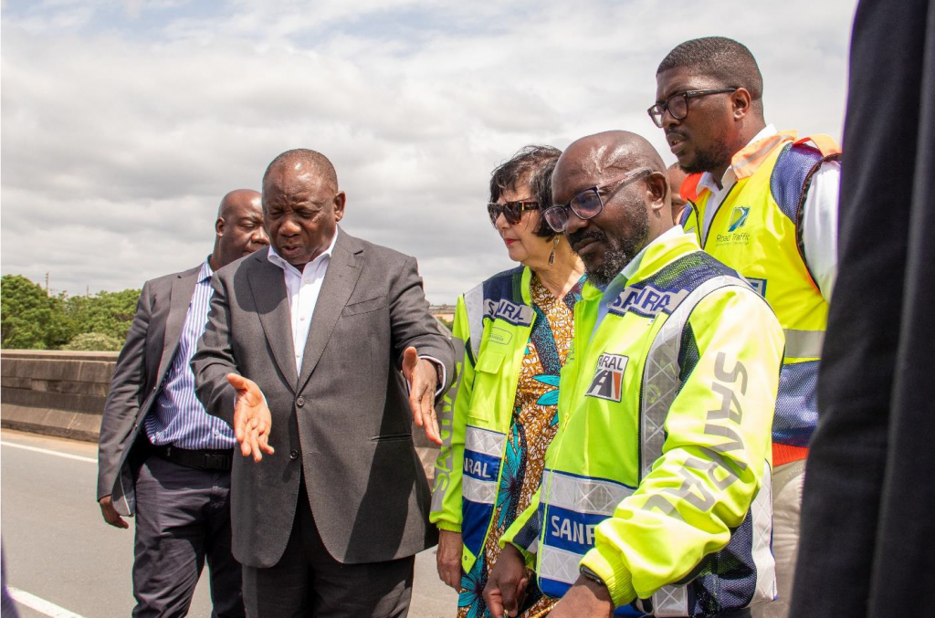 President Cyril Ramaphosa visits Mbokodweni River Bridge as government prioritises repairs ahead of the festive season - SANRAL Stop Over